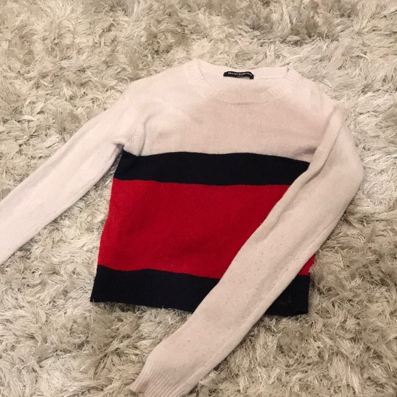 Brandy Melville Sweaters Brandy Melville Crew Neck Sweater Poshmark